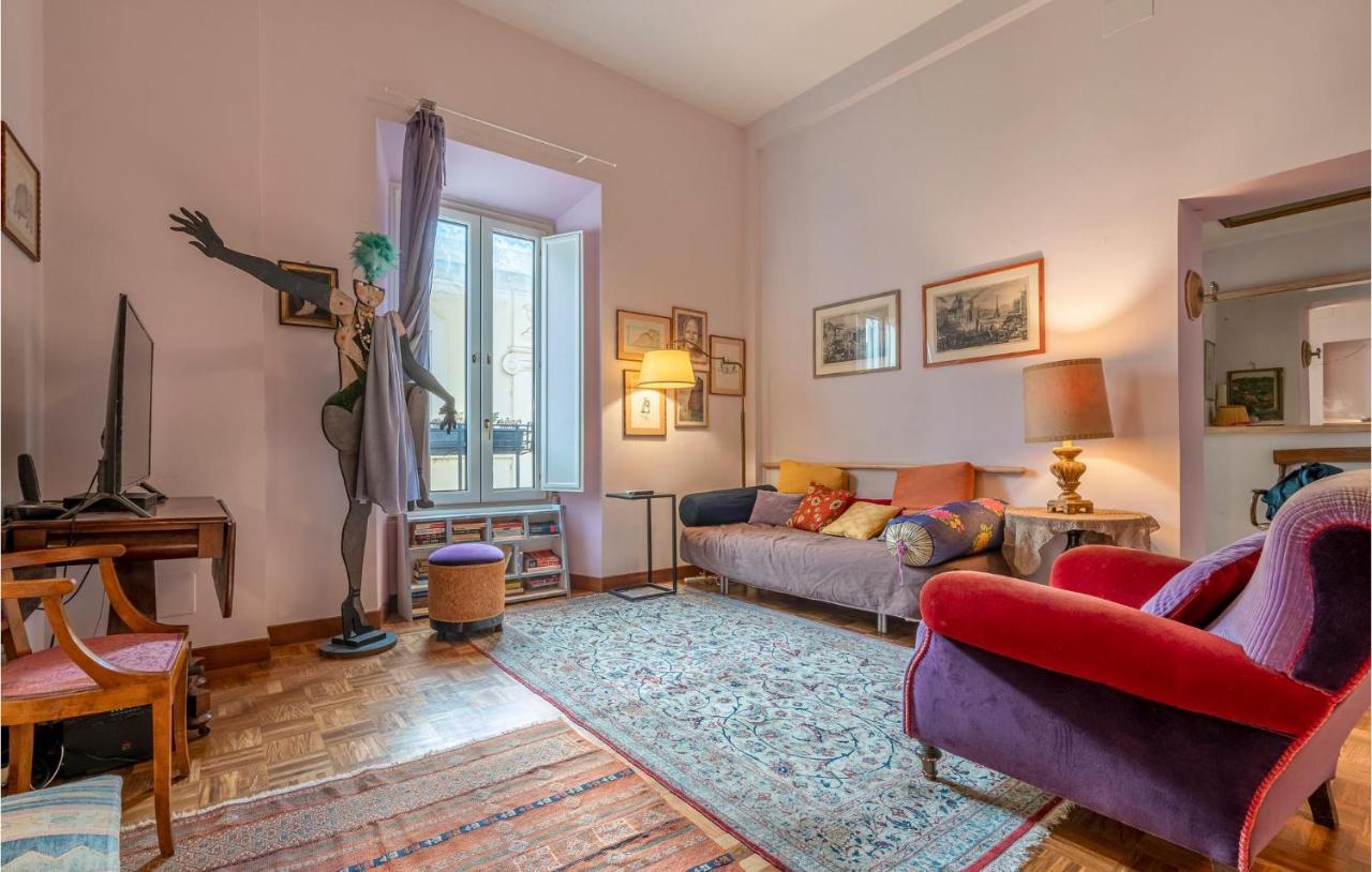 Apartamento Amazing In With Wifi And 2 Bedrooms Roma